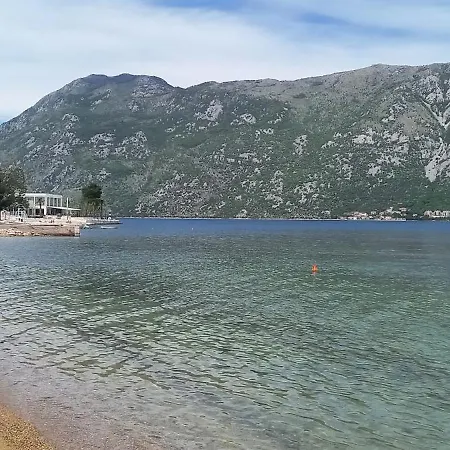 Seaside Apartments And Rooms Kotor Exterior photo