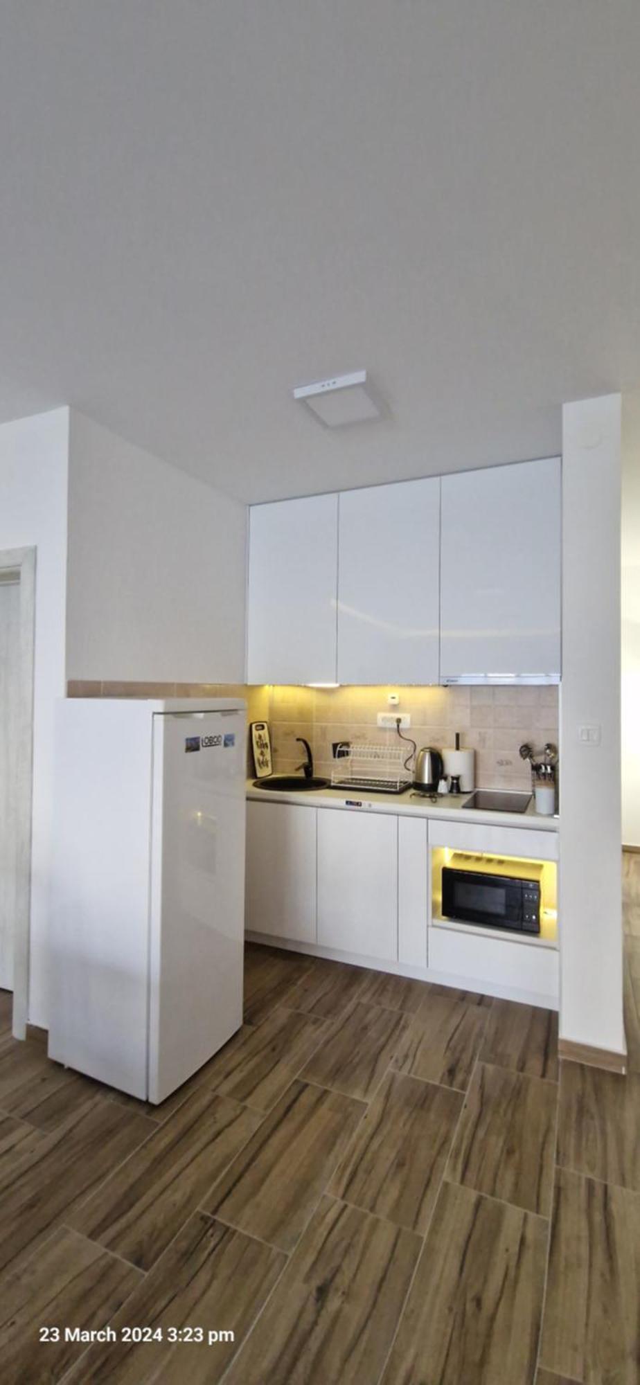 Seaside And Apartment *