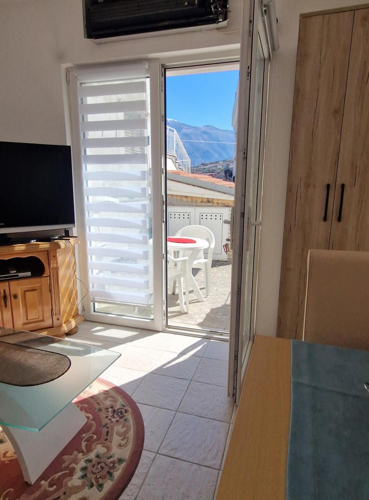 Apartment Seaside And *