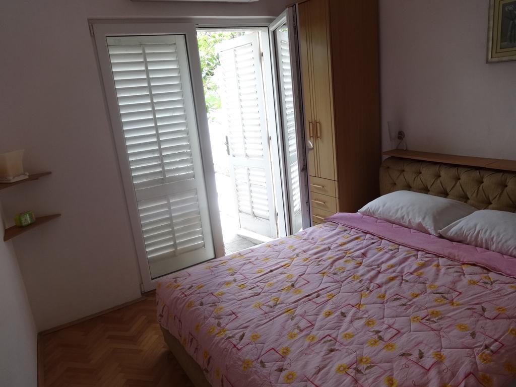 Apartment Seaside And Kotor